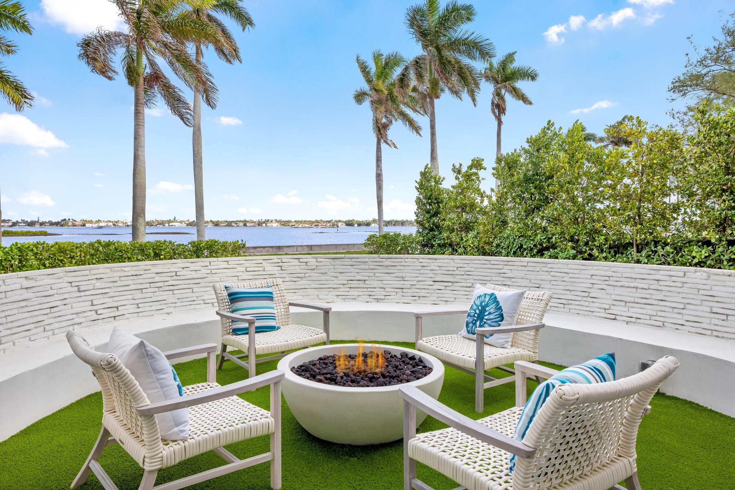 Flagler Dr, West Palm Beach, FL 33405