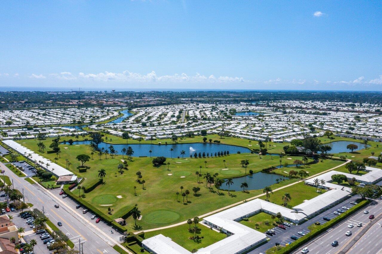 Siesta Ave, Boynton Beach, FL 33426