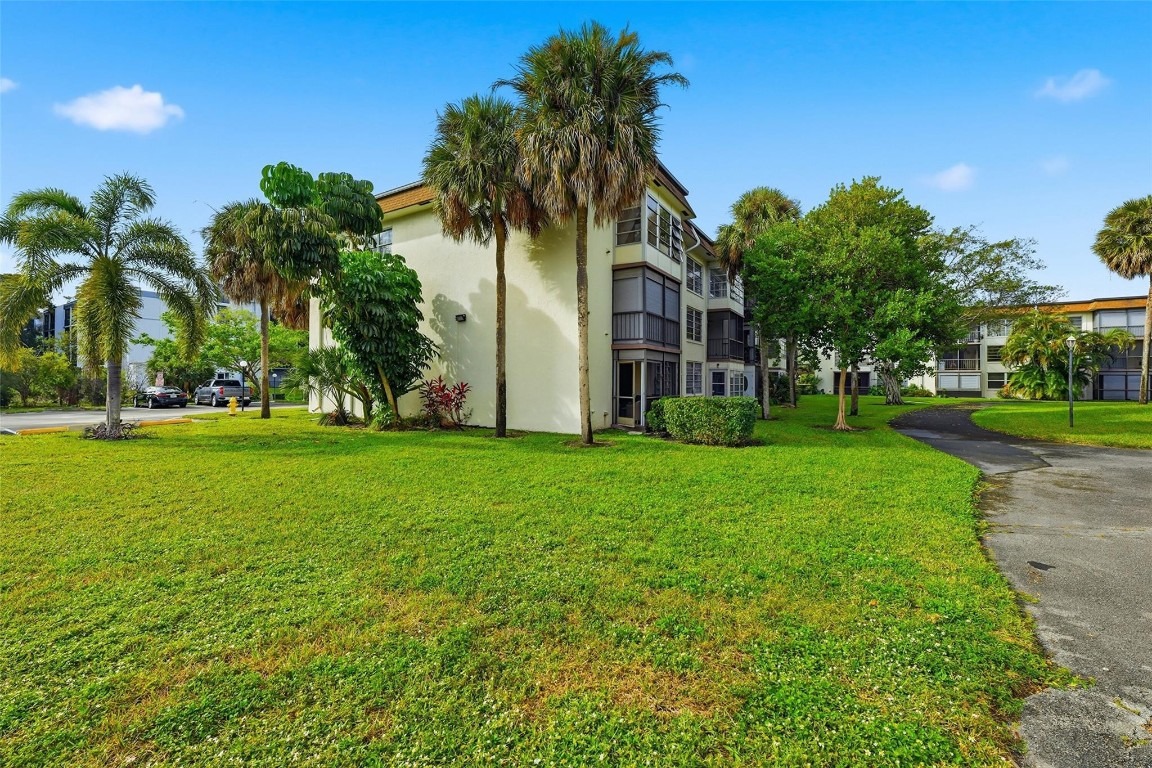 17th St, Plantation, FL 33313