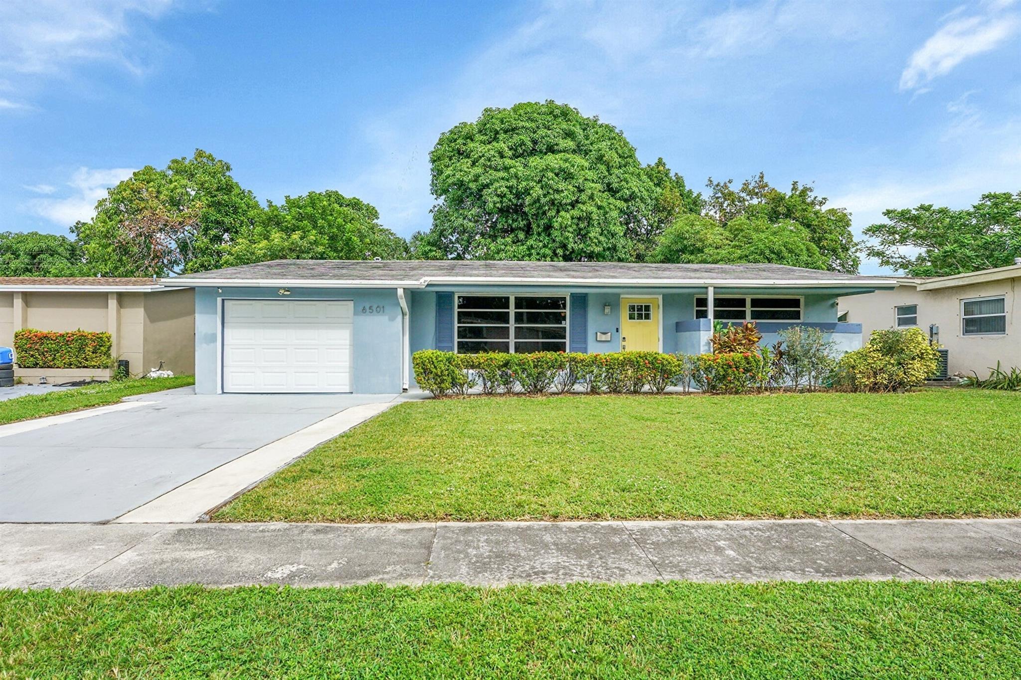 24th Ct, Sunrise, FL 33313
