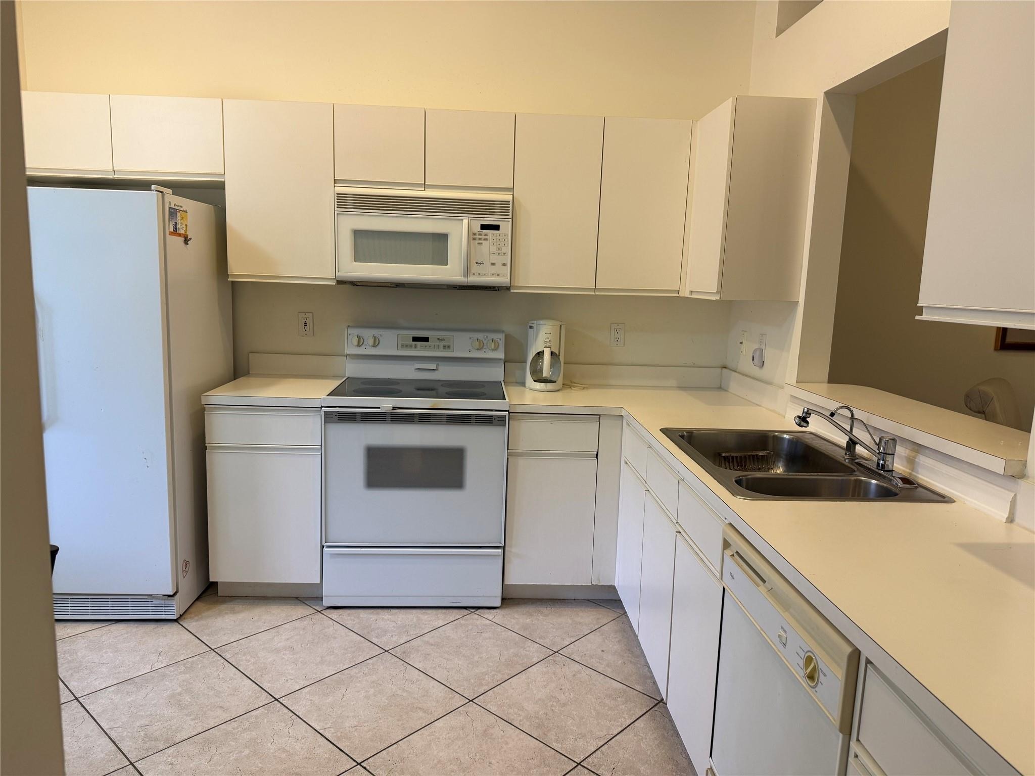 Regal Glen Dr, Boynton Beach, FL 33437 #1