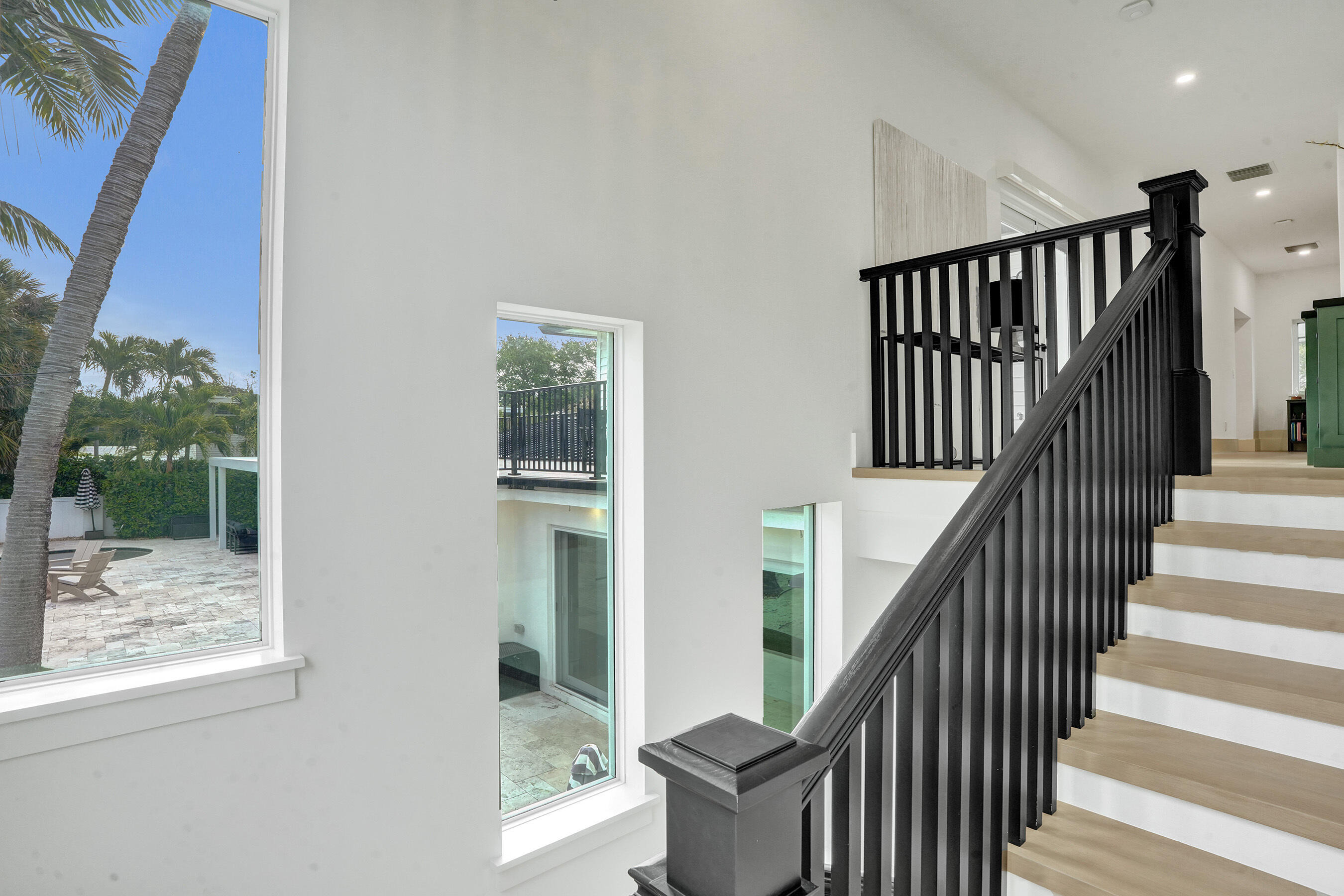 12th St, Fort Lauderdale, FL 33304