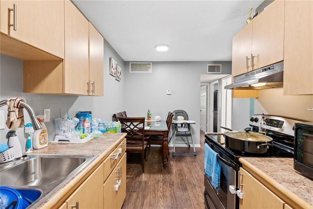 Woodside Dr, Coral Springs, FL 33065 #1