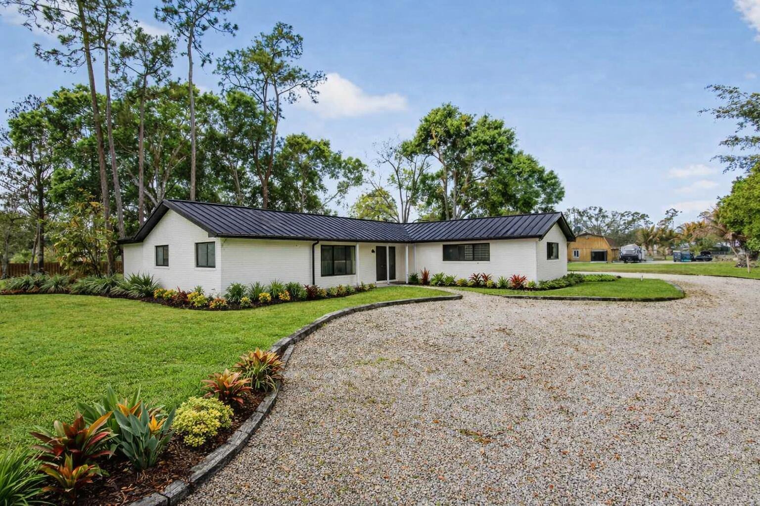 Rambling Dr, Wellington, FL 33414