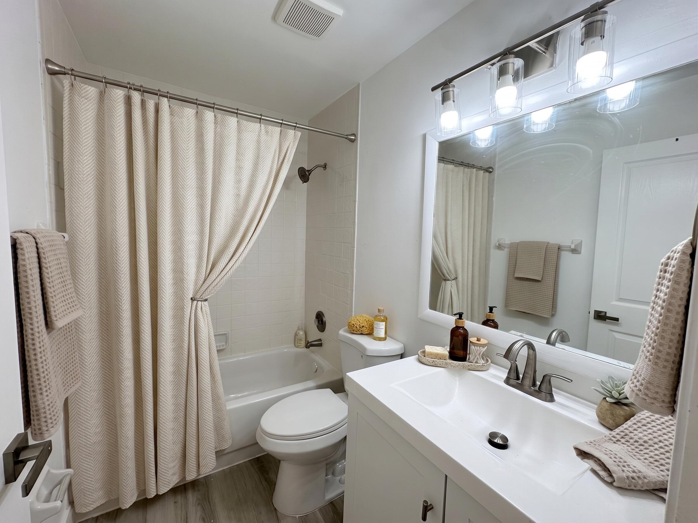 1st St, Pembroke Pines, FL 33029