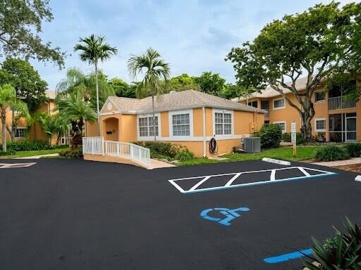 10th St, Dania, FL 33004 #1
