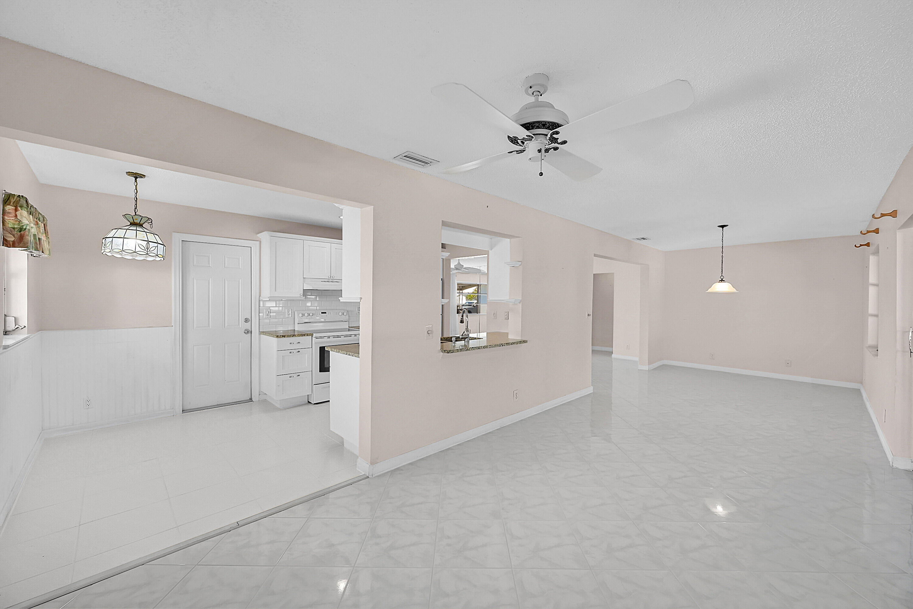 21st St, Boynton Beach, FL 33426