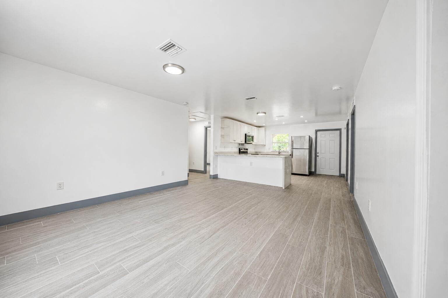 19th Ct, Miami, FL 33147 #1