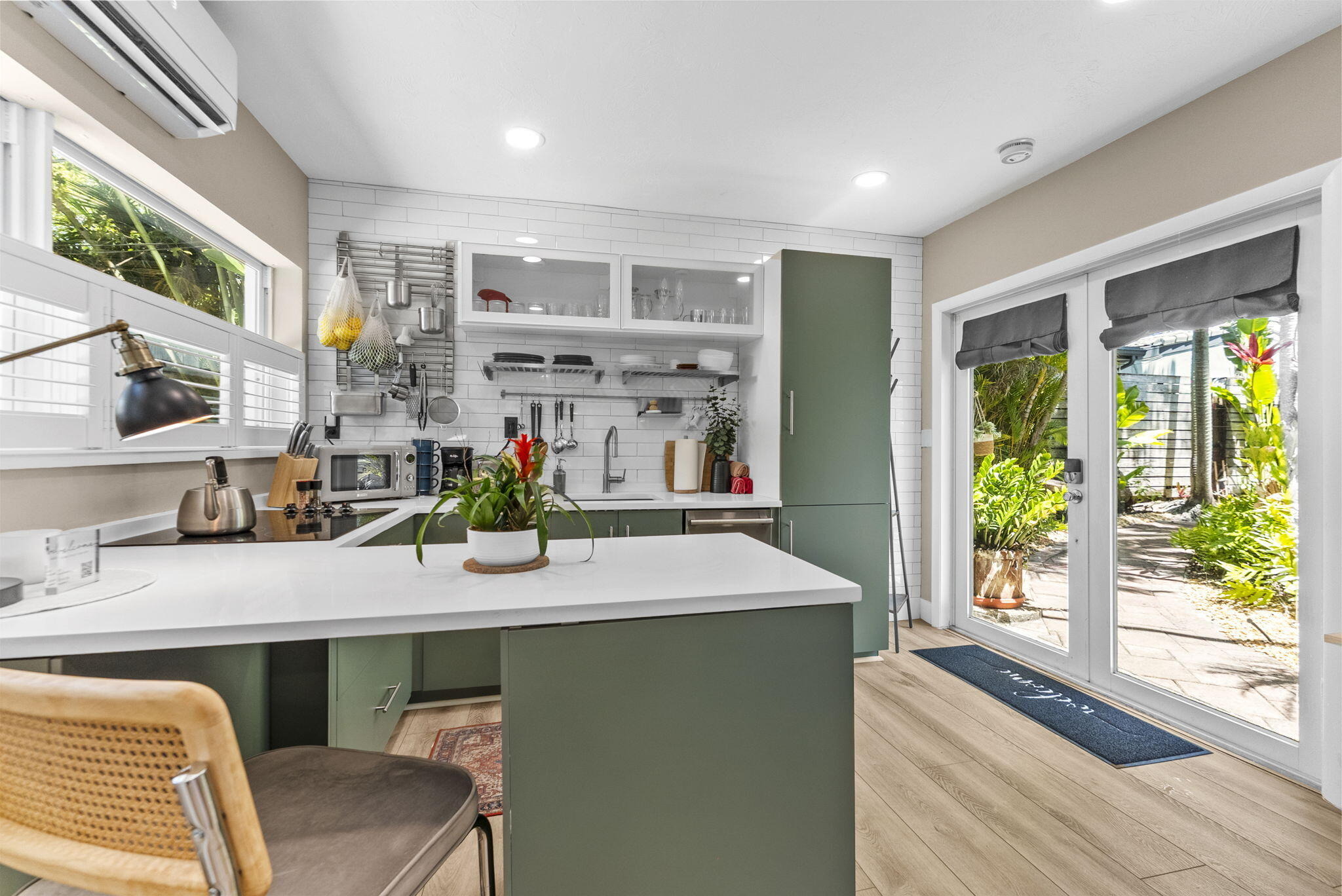 17th Ave, Fort Lauderdale, FL 33305