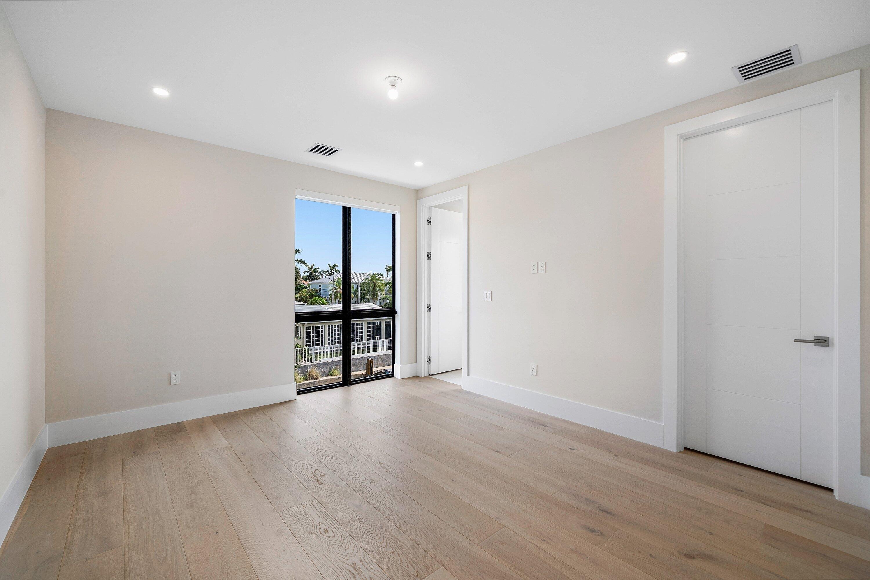 72nd St, Boca Raton, FL 33487