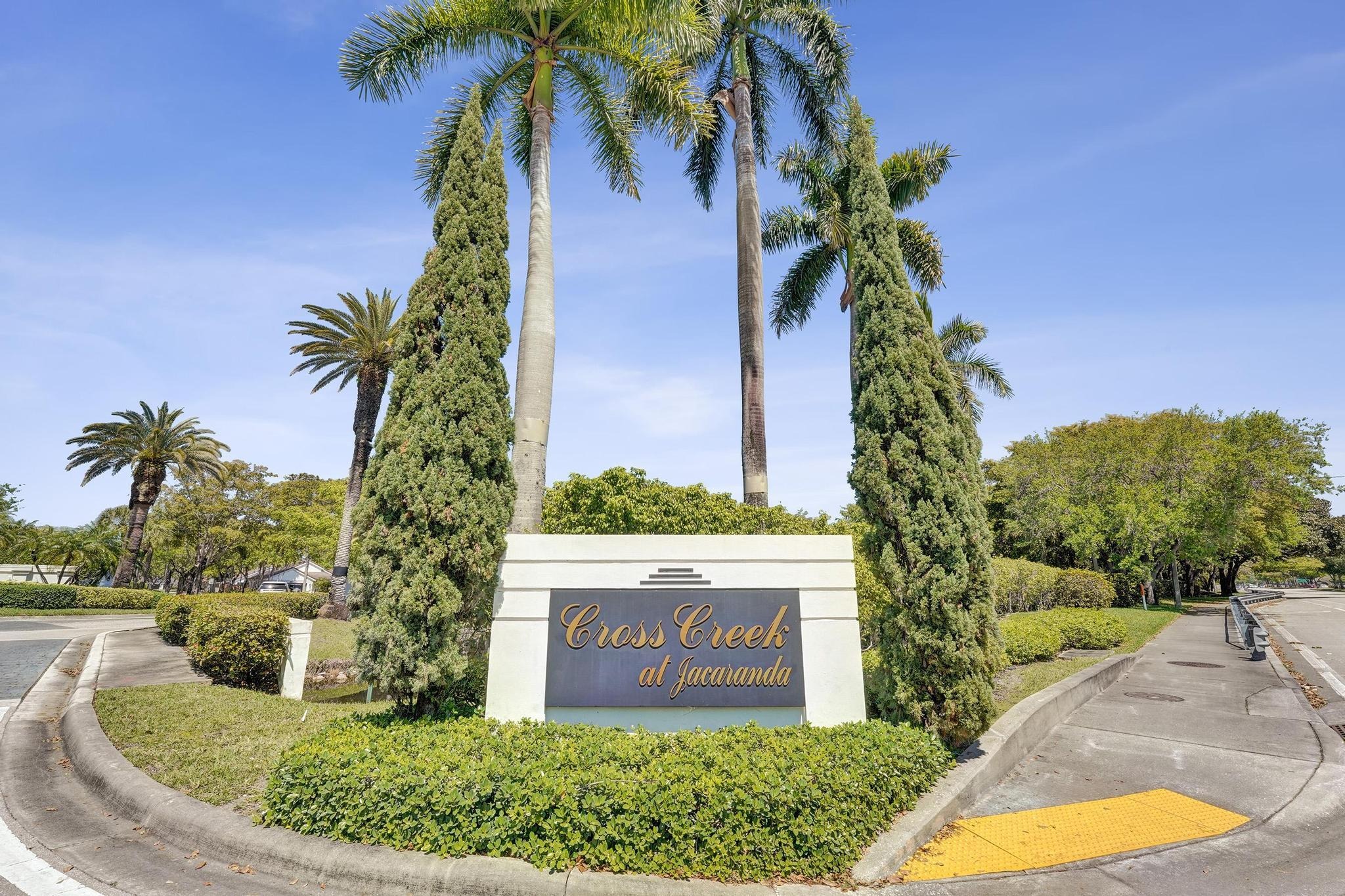 18th Dr, Plantation, FL 33322