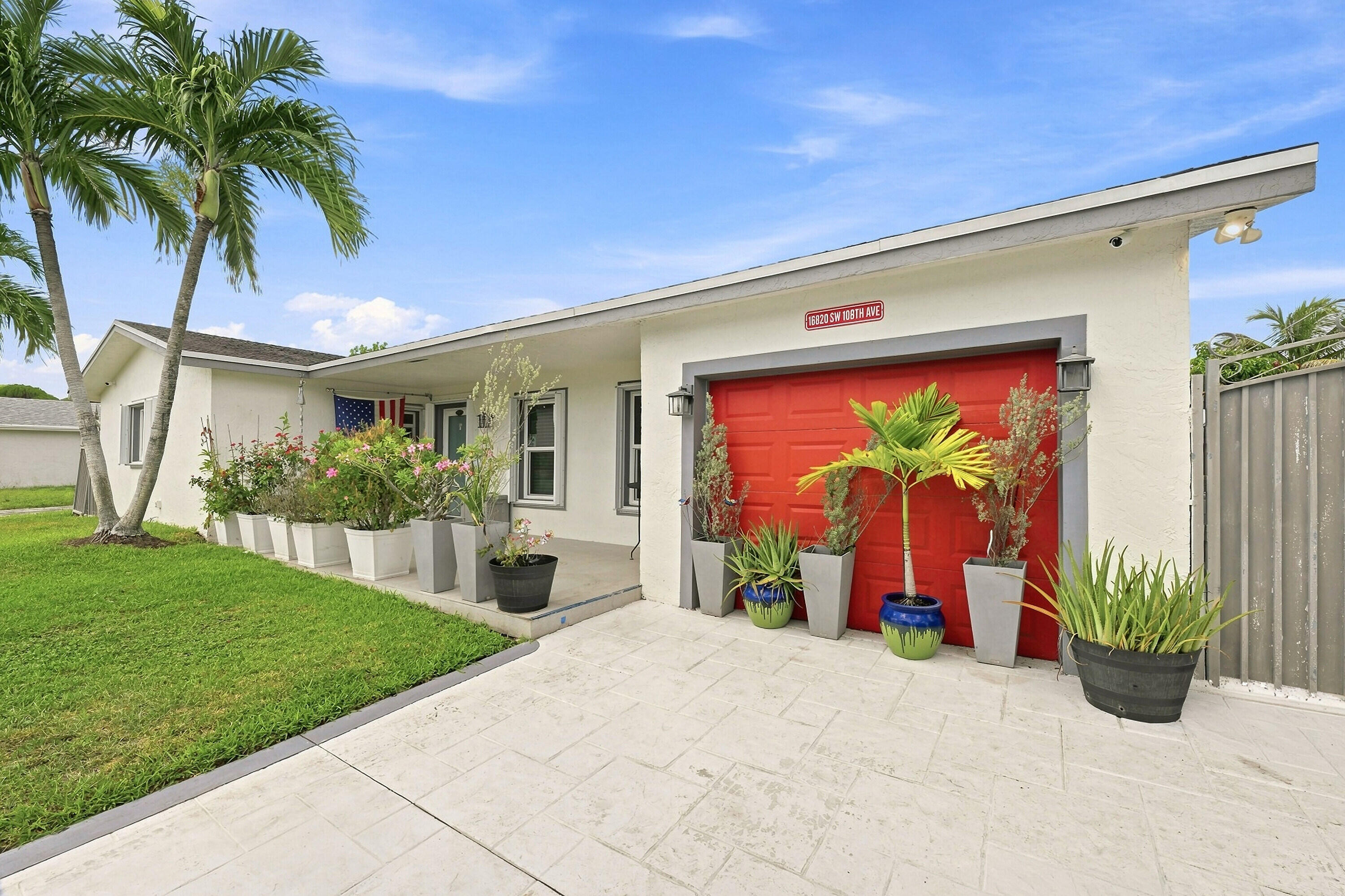 108th Ave, Miami, FL 33157