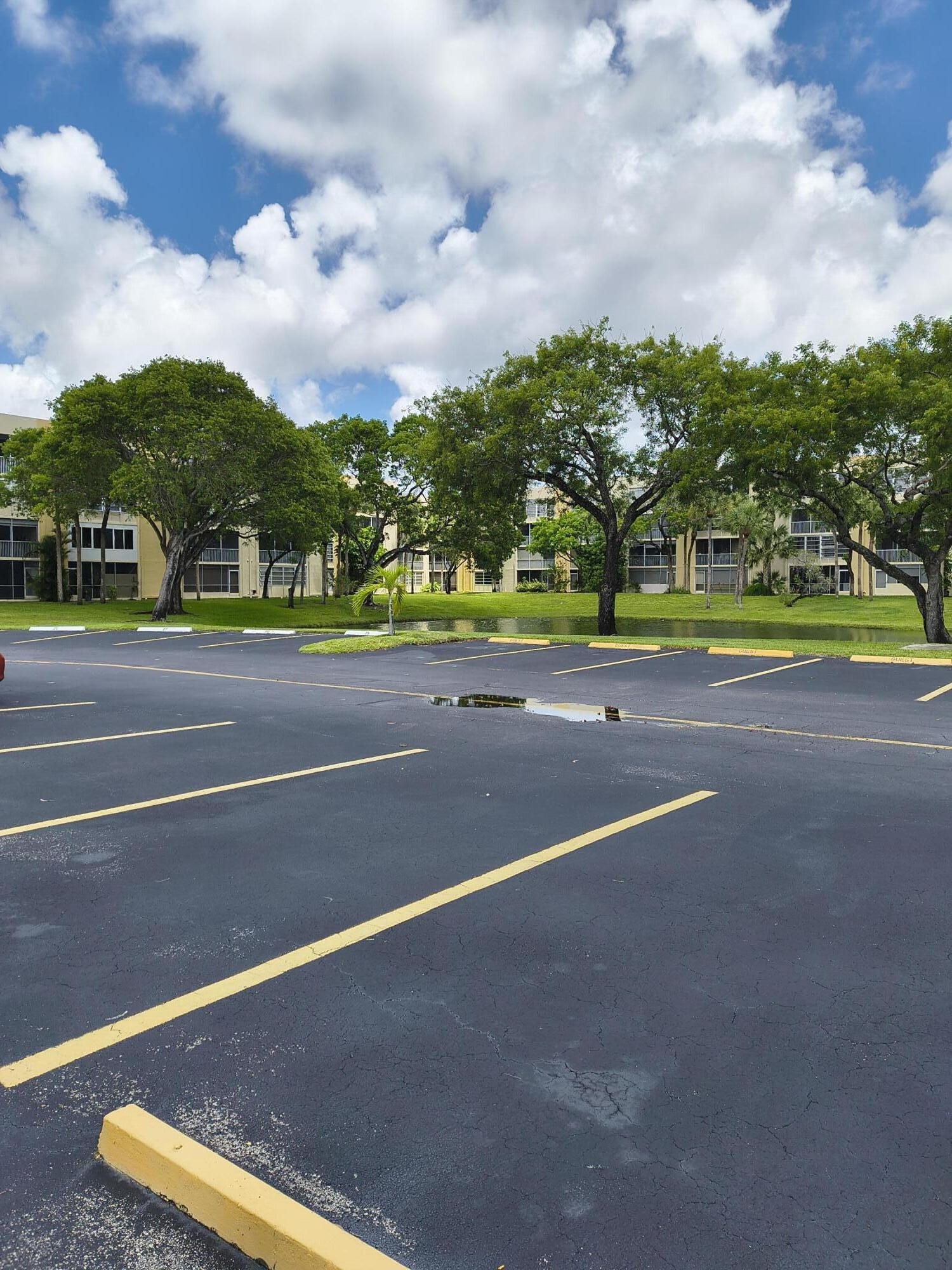 47th Ter, Lauderdale Lakes, FL 33319