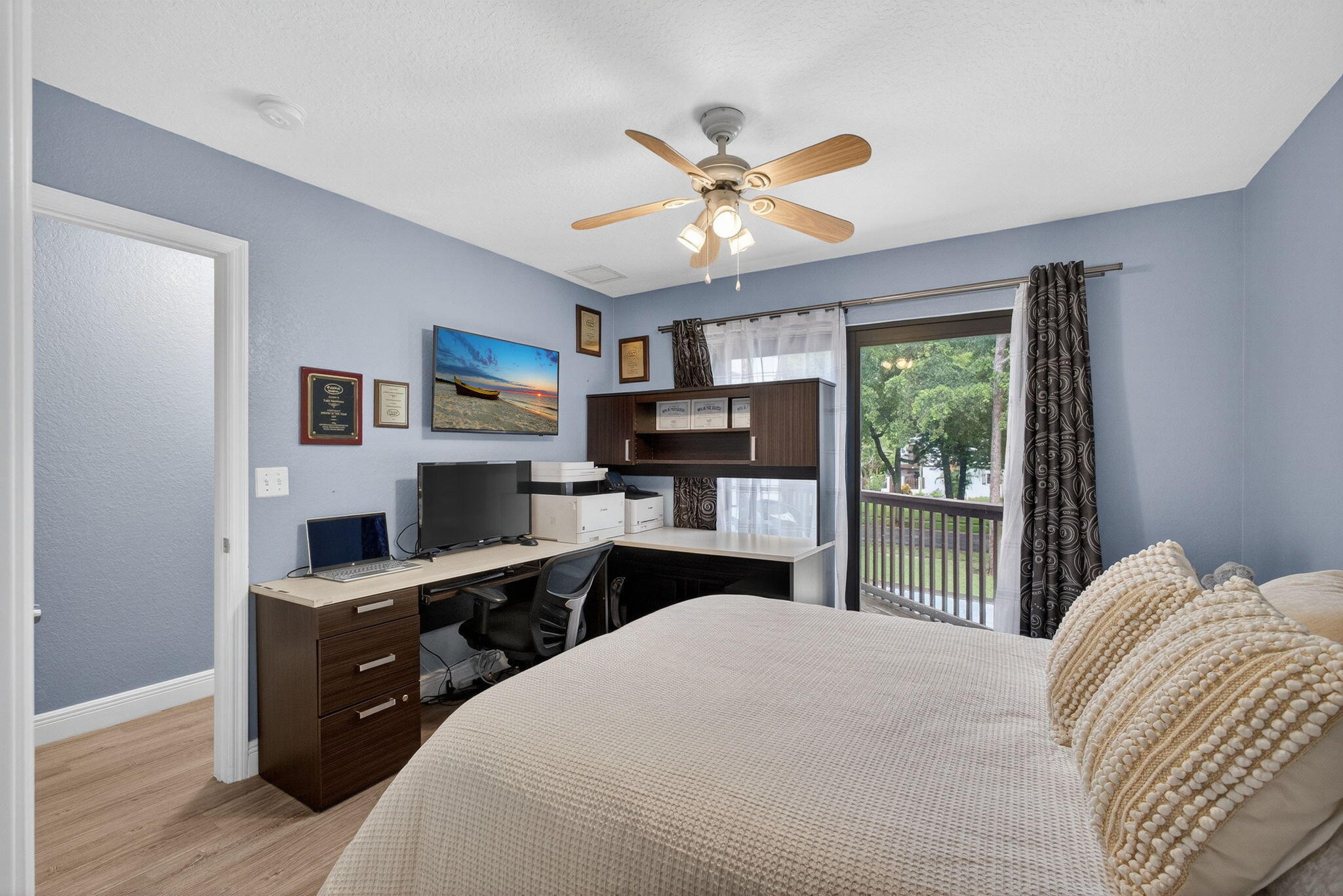 Lena Ln, West Palm Beach, FL 33415