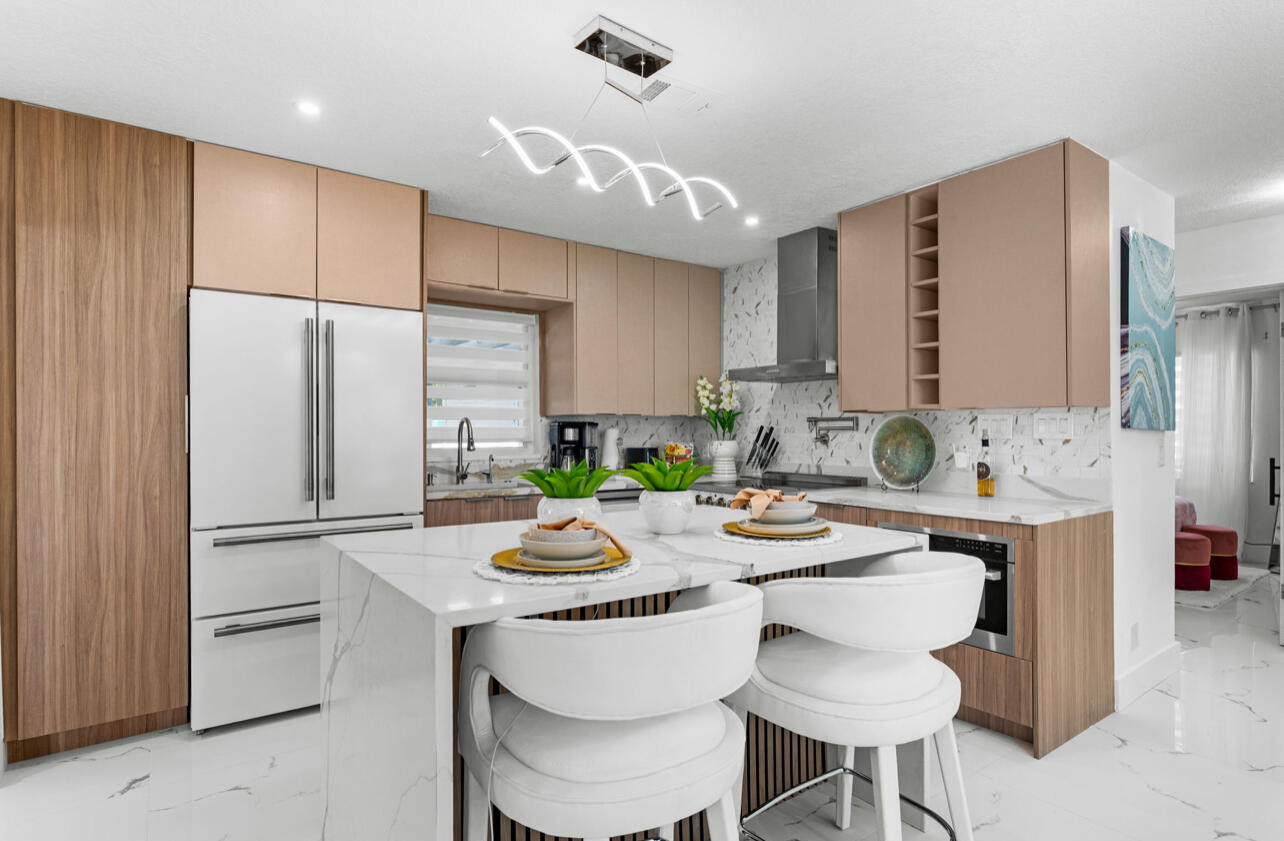 Indian River Dr, Jensen Beach, FL 34957