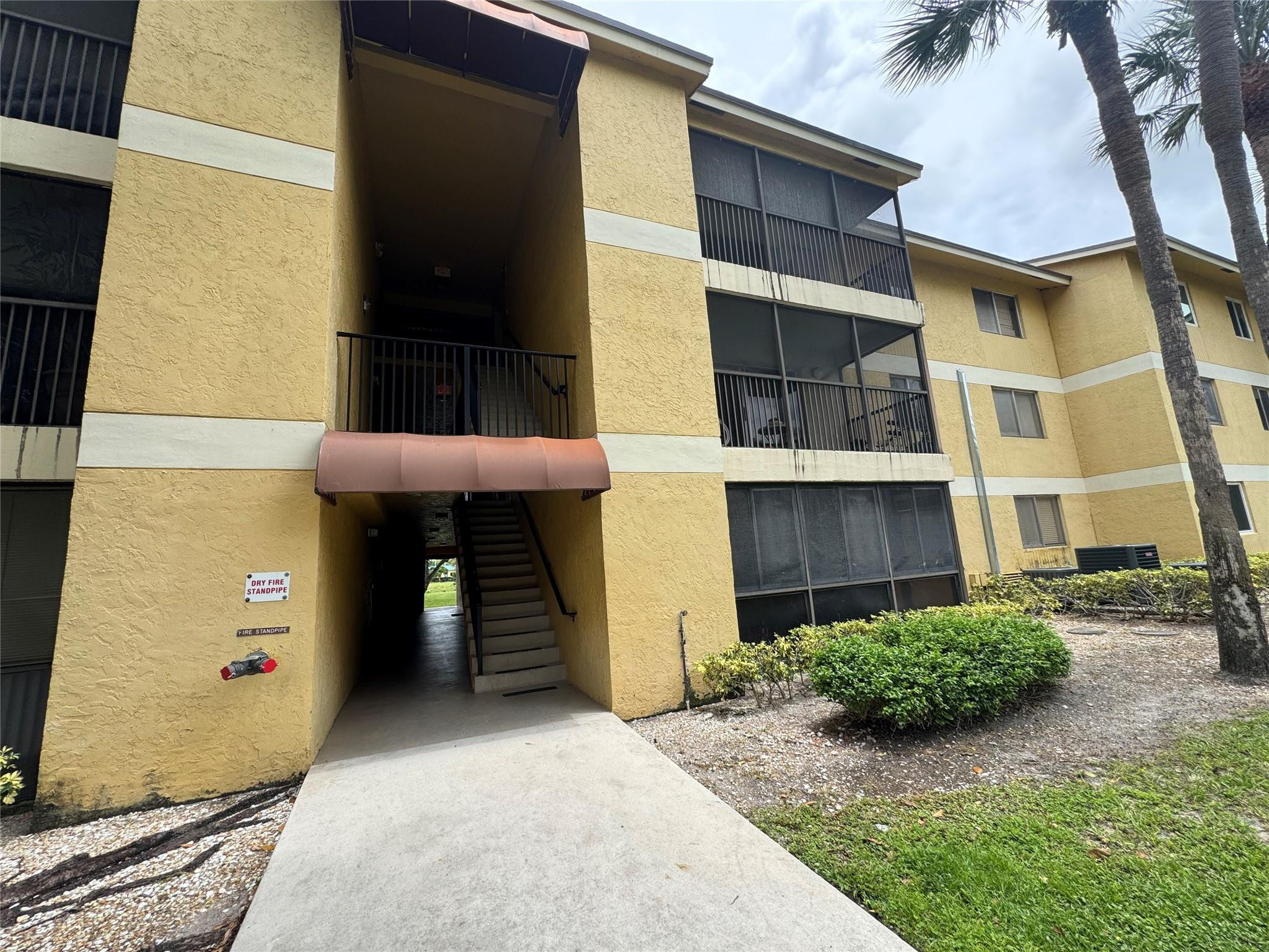 Oakland Forest Dr, Oakland Park, FL 33309 #1