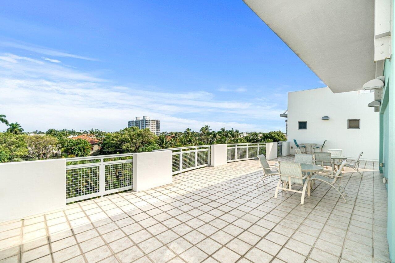 6th Ave, Delray Beach, FL 33483