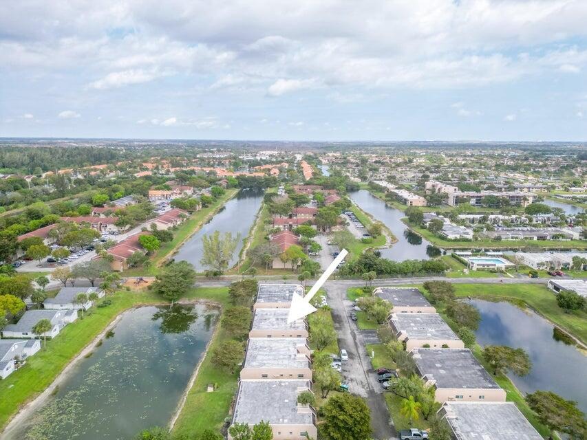 Lake Terry Dr, West Palm Beach, FL 33411