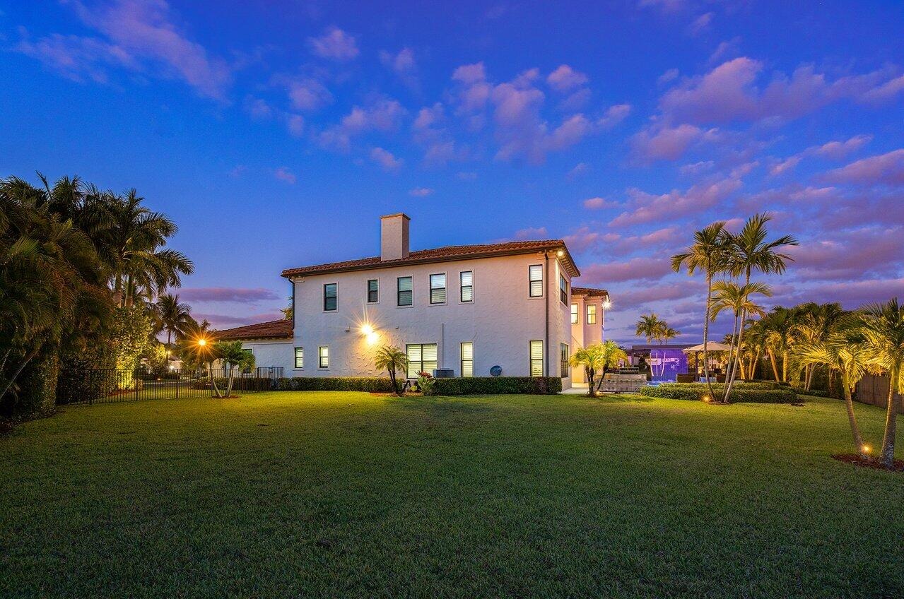 Cadena Dr, Boca Raton, FL 33496