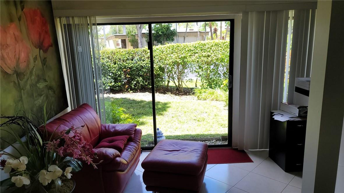 Burning Wood Dr, Boca Raton, FL 33433