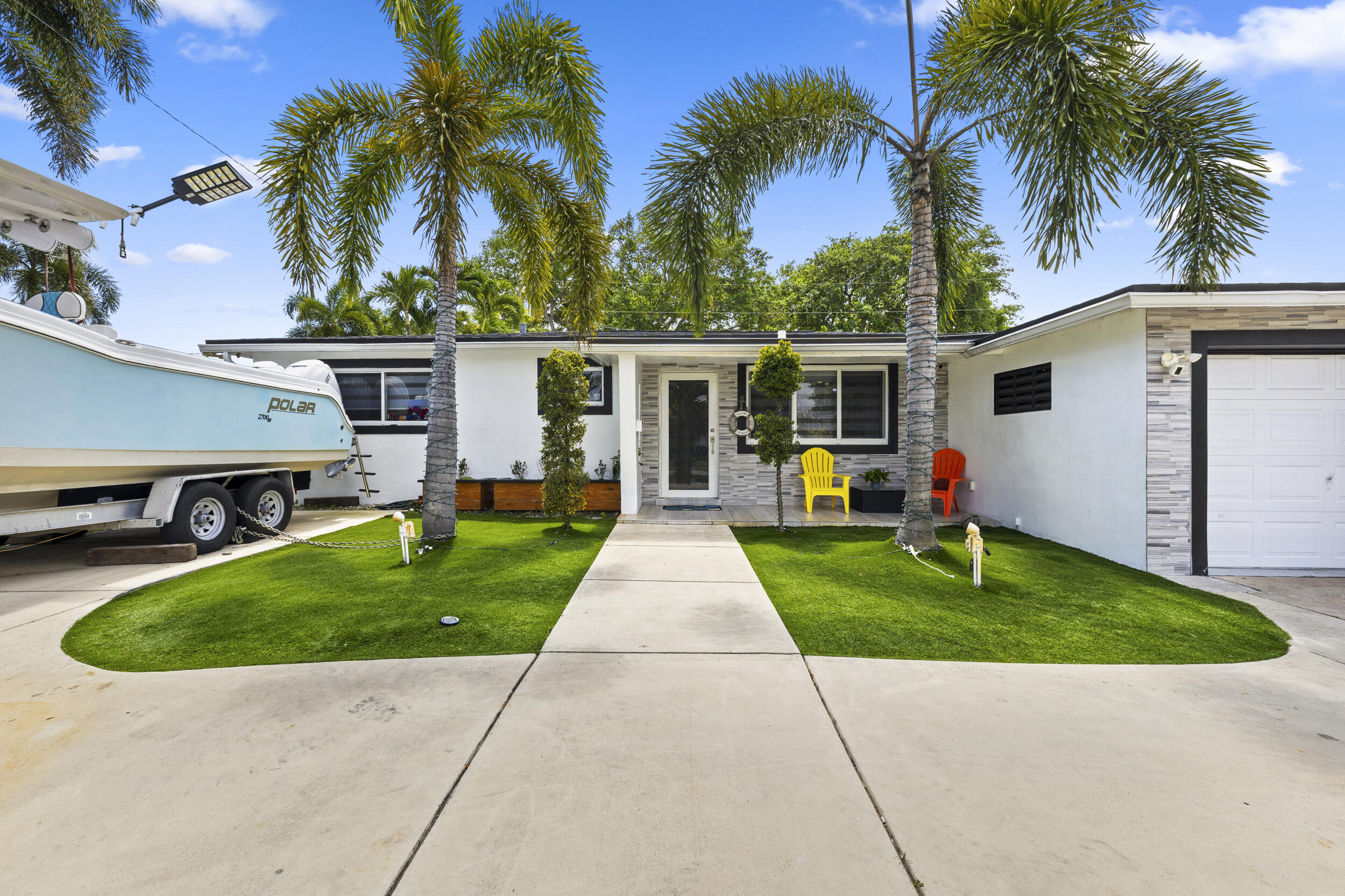 Roosevelt St, Hollywood, FL 33021