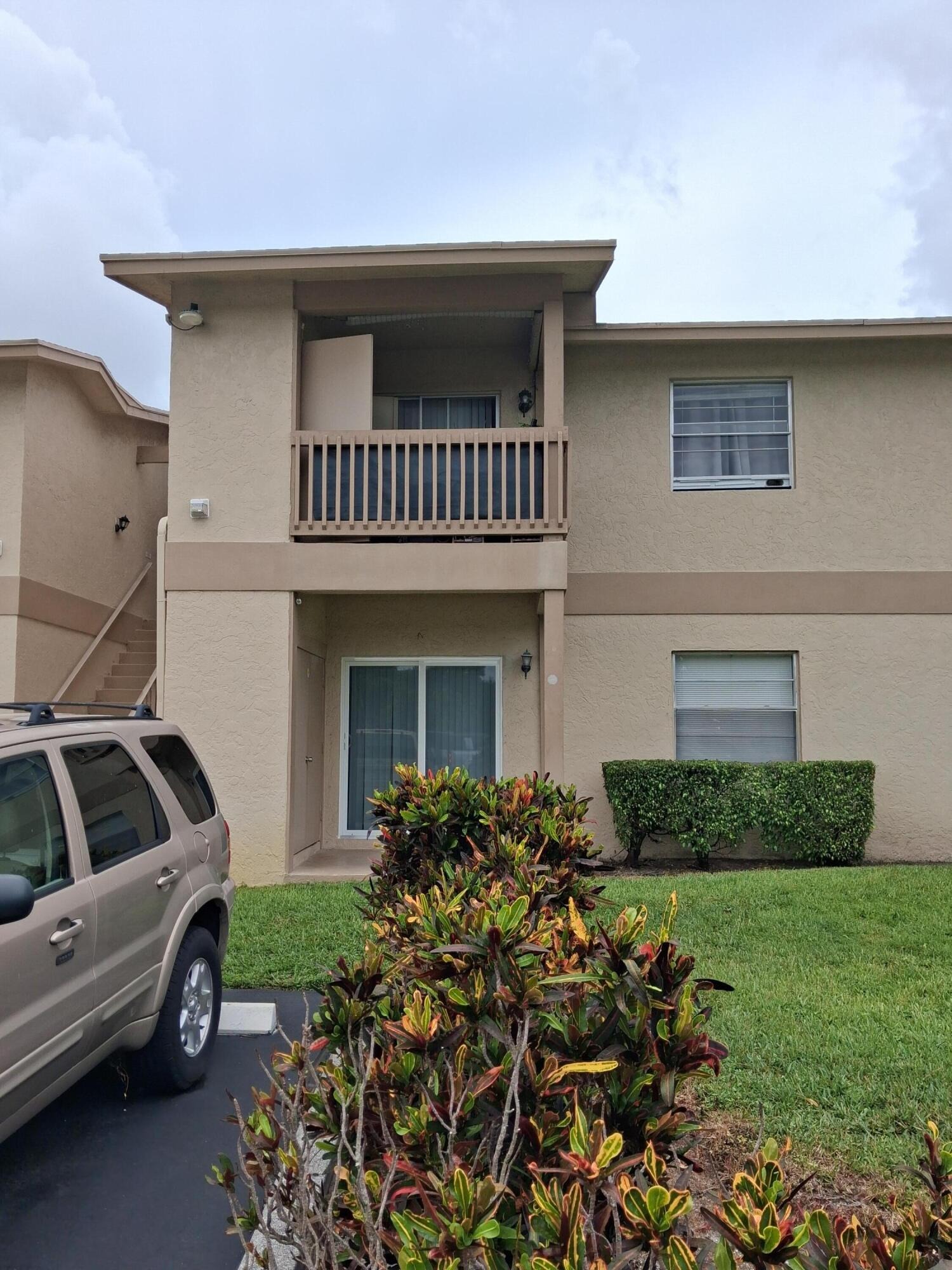Abbey Rd, West Palm Beach, FL 33415
