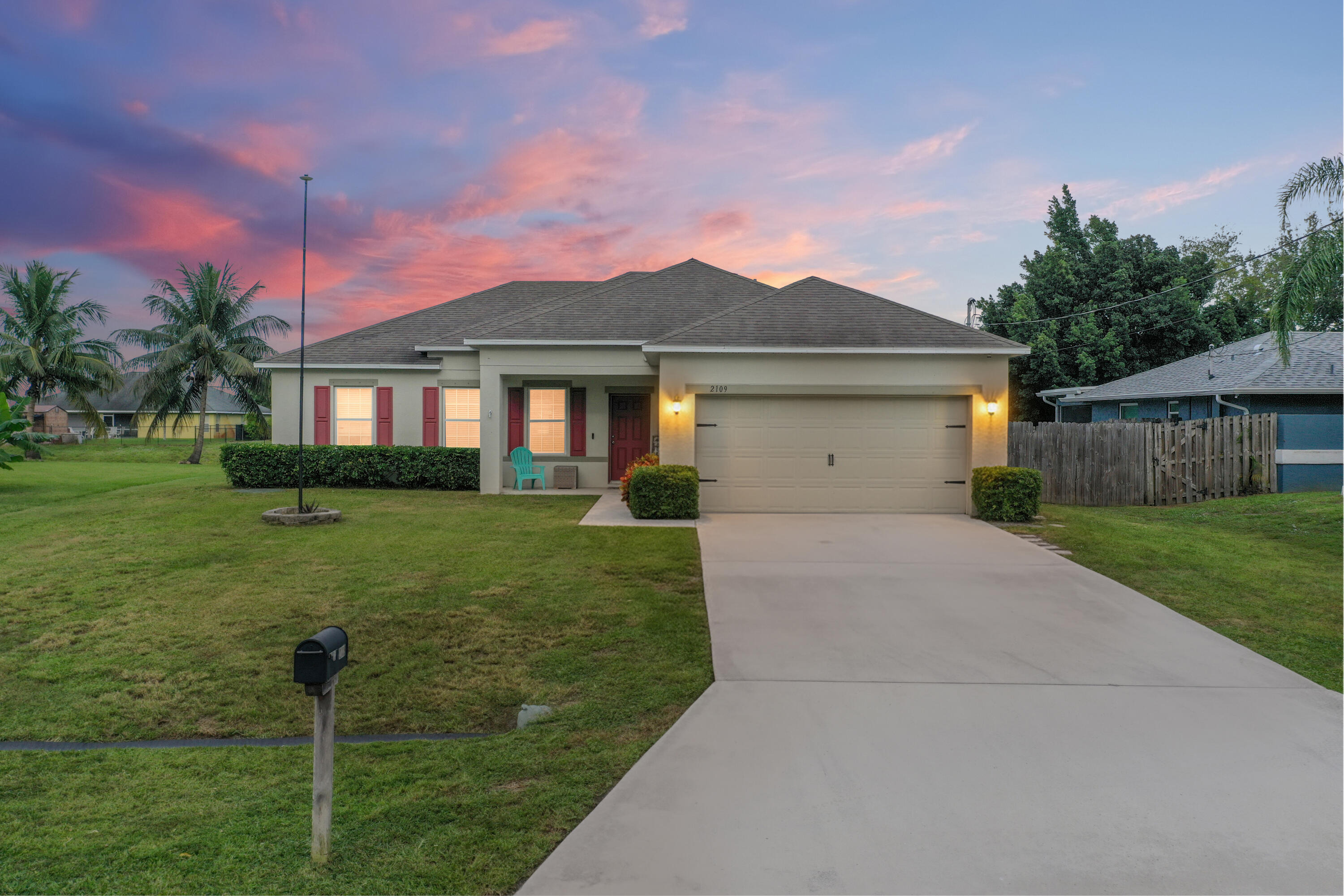Chestnut Ln, Port Saint Lucie, FL 34953