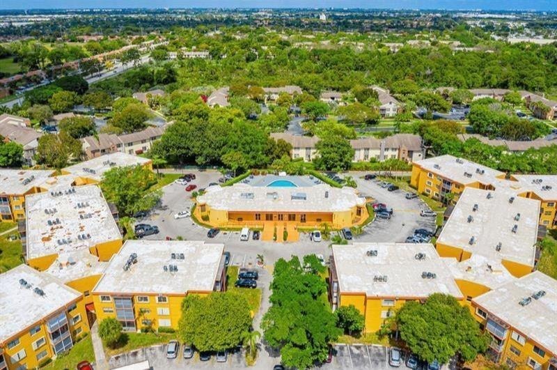 9th Ave, Deerfield Beach, FL 33064