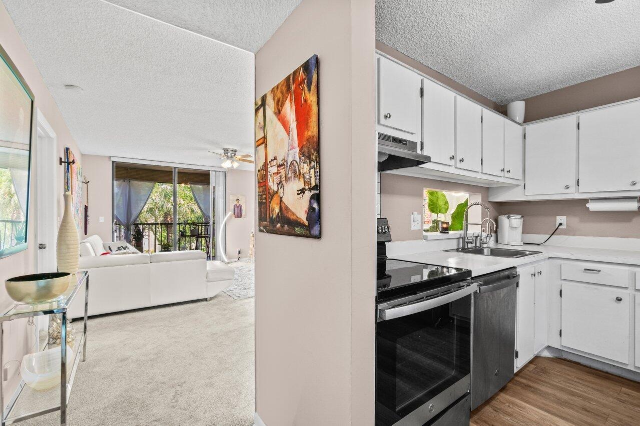 Las Verdes Cir, Delray Beach, FL 33484 #1