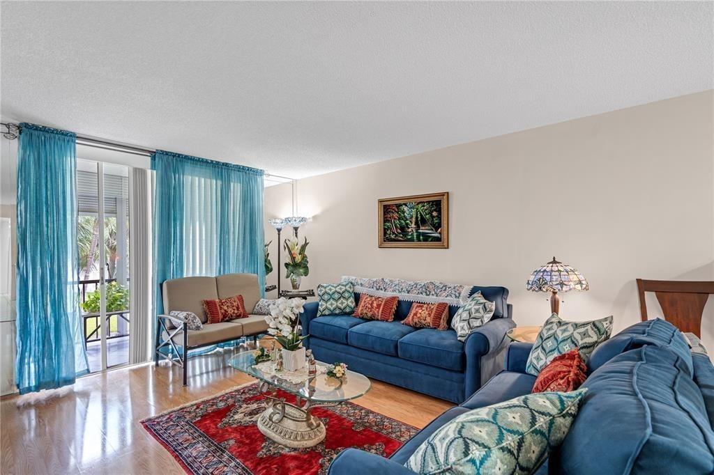 Hollybrook Lake Dr, Pembroke Pines, FL 33025 #1