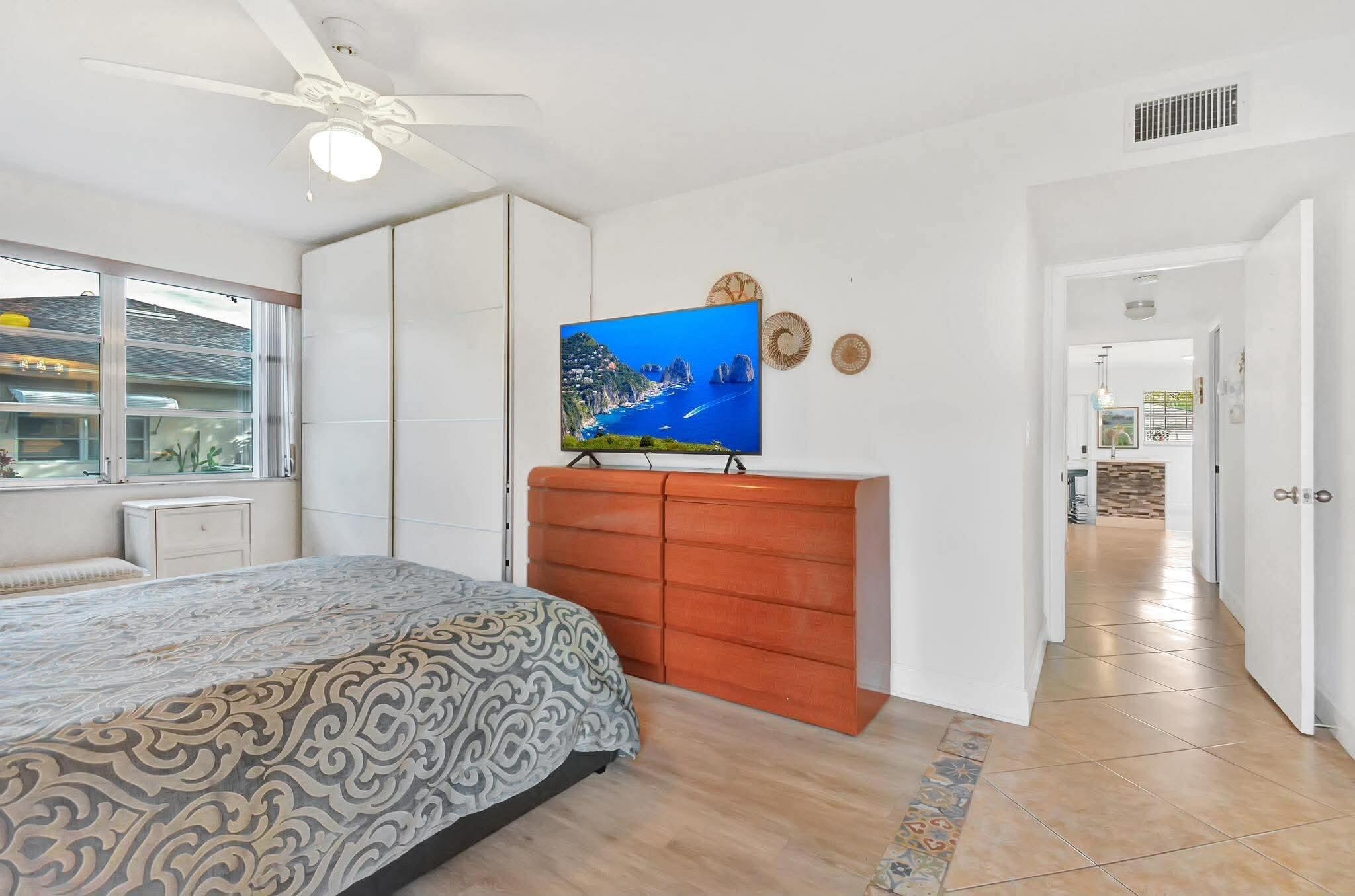 Club Dr, Delray Beach, FL 33445