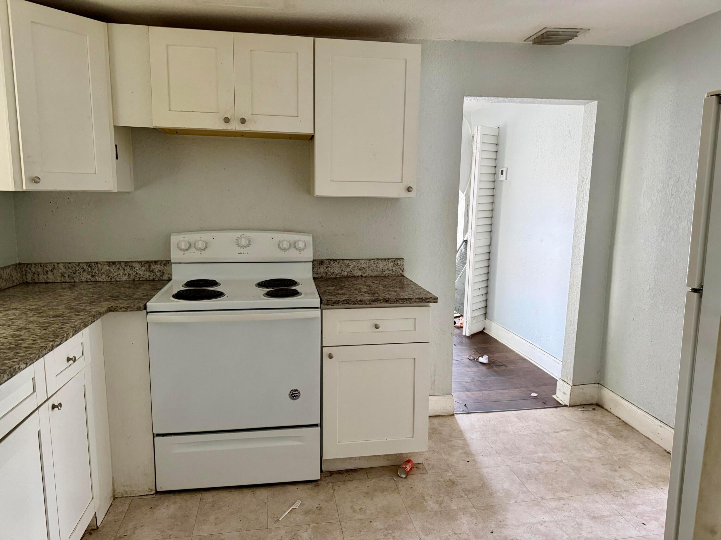 State St, West Palm Beach, FL 33407