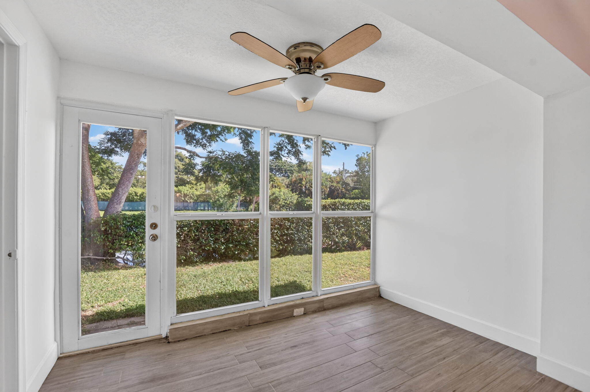 Boca Dr, Boca Raton, FL 33433