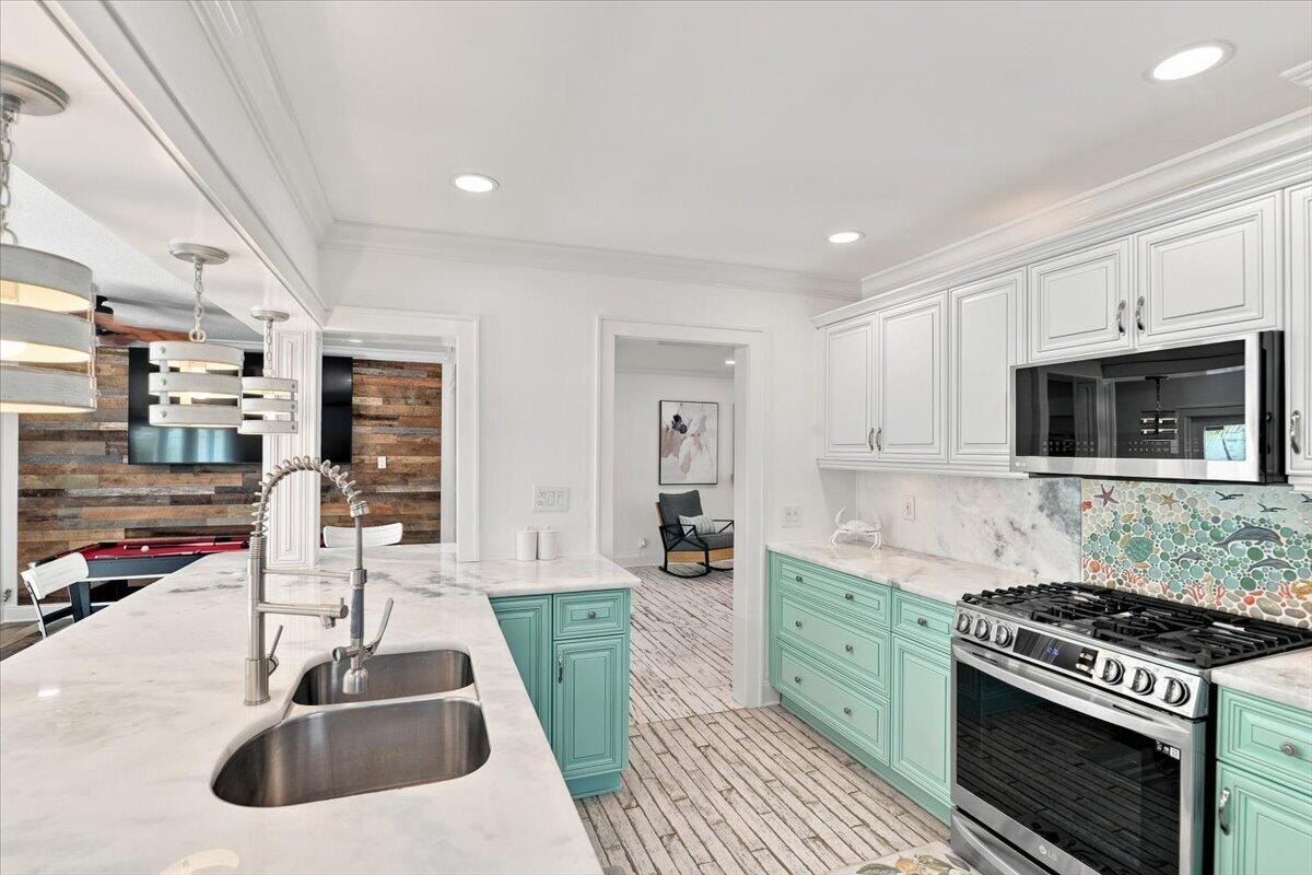 39th St, Oakland Park, FL 33309 #1
