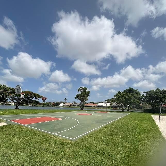 Stone Harbour Dr, Lake Worth, FL 33467