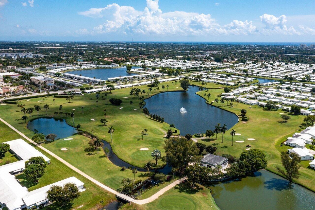 18th St, Boynton Beach, FL 33426