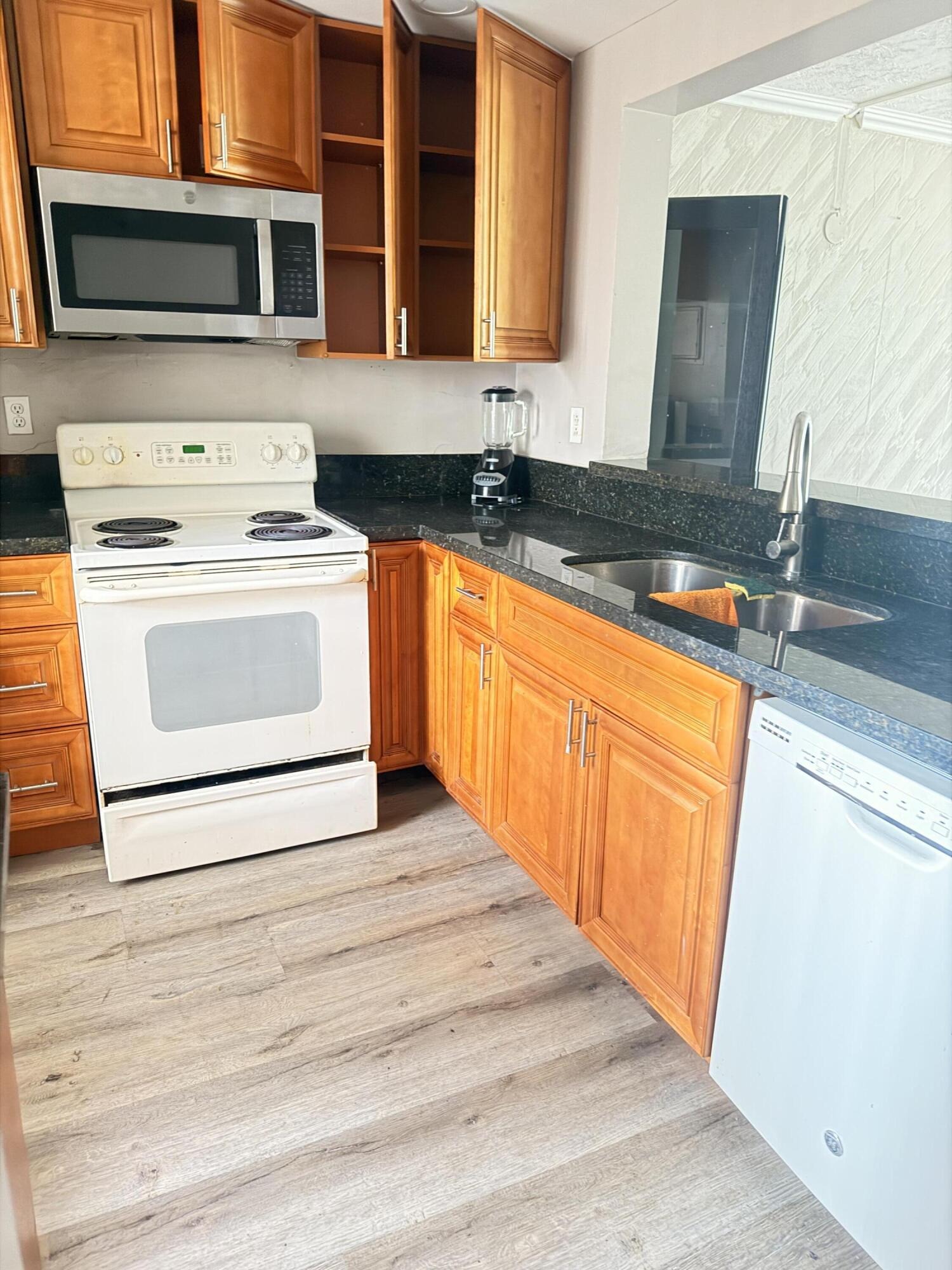 University Dr, Tamarac, FL 33321