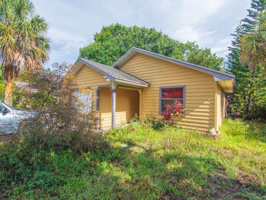 2nd Ln, Vero Beach, FL 32968 #1