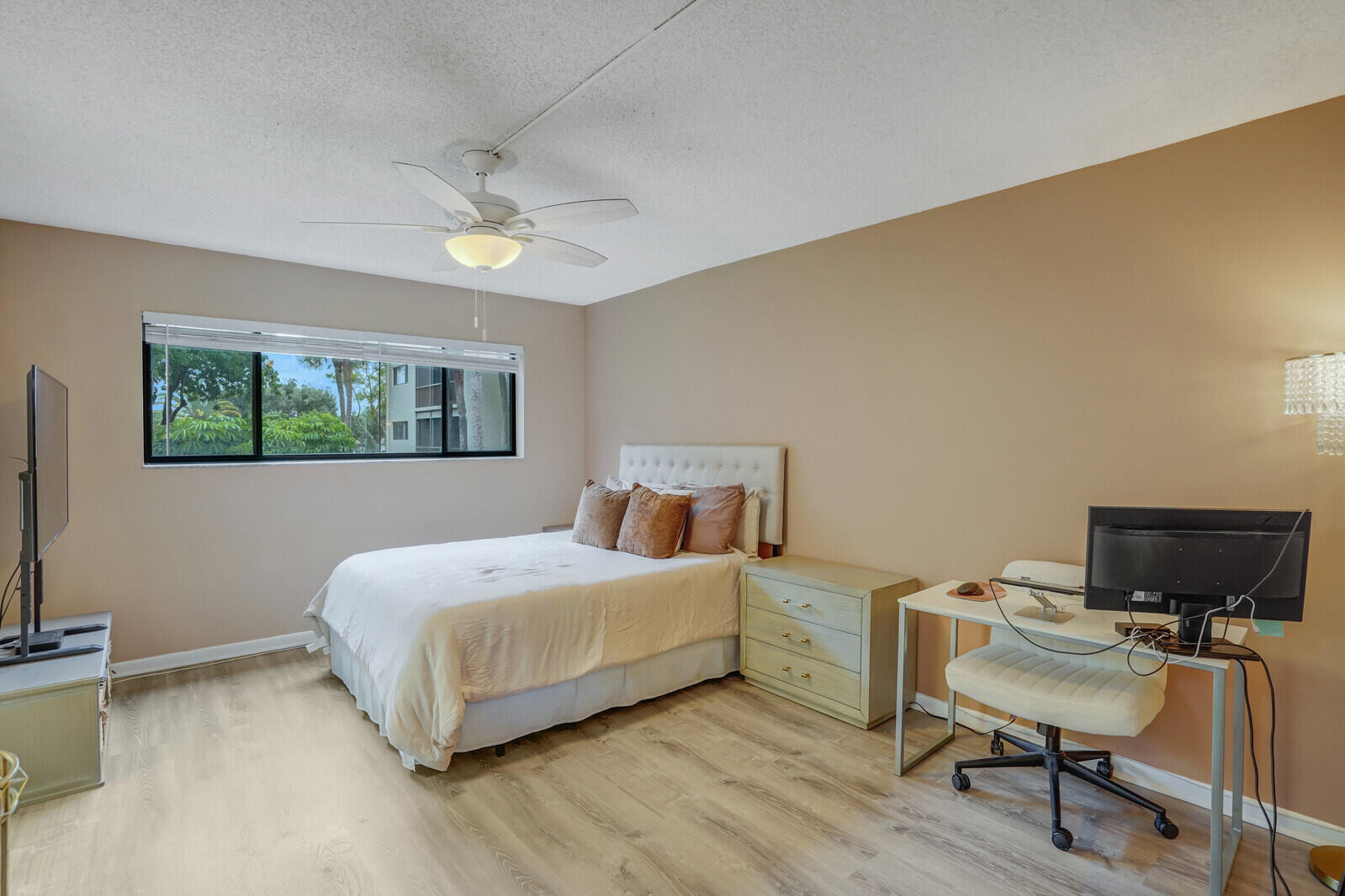 Las Verdes Cir, Delray Beach, FL 33484 #1