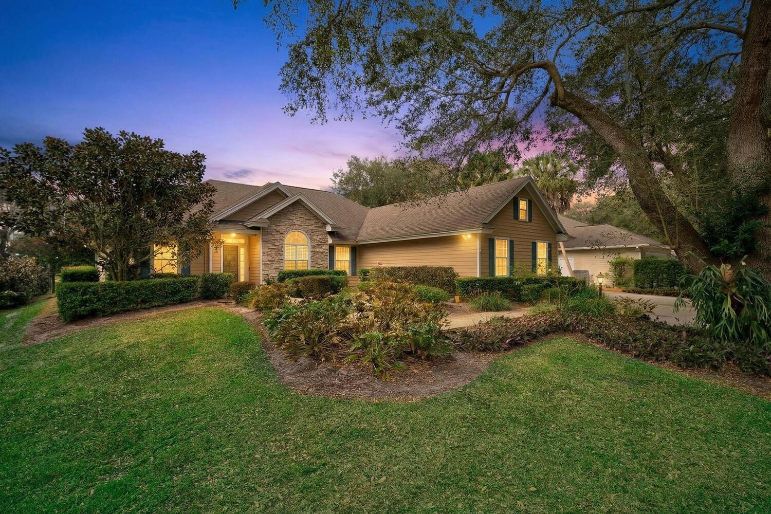 38th Ct, Vero Beach, FL 32968