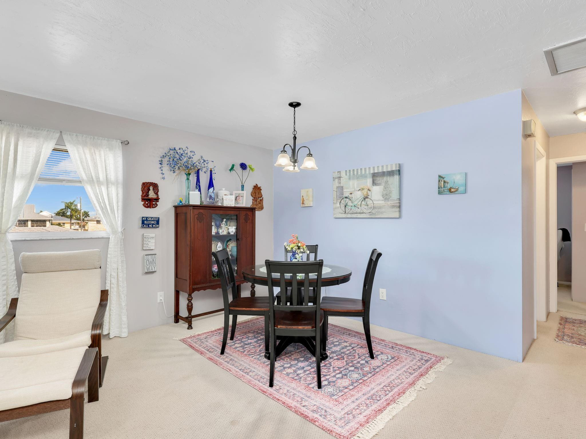 19th Ave, Cape Coral, FL 33904