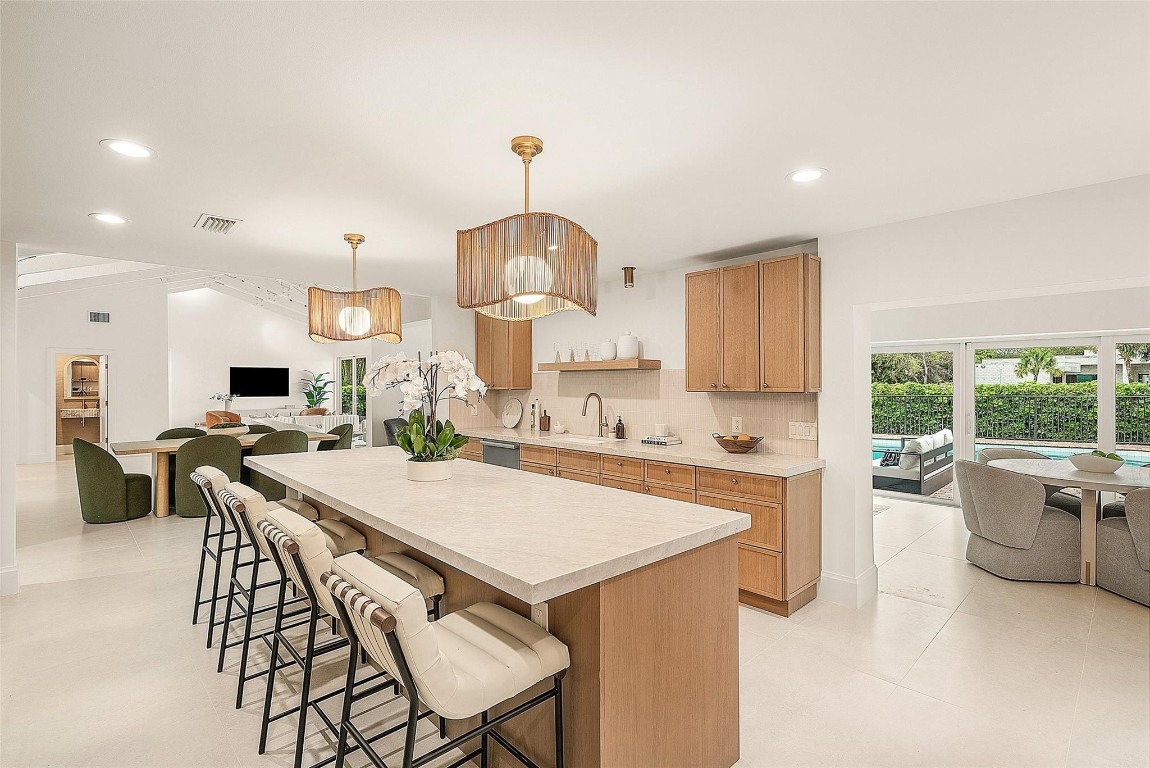 Pineview Cir, Delray Beach, FL 33445