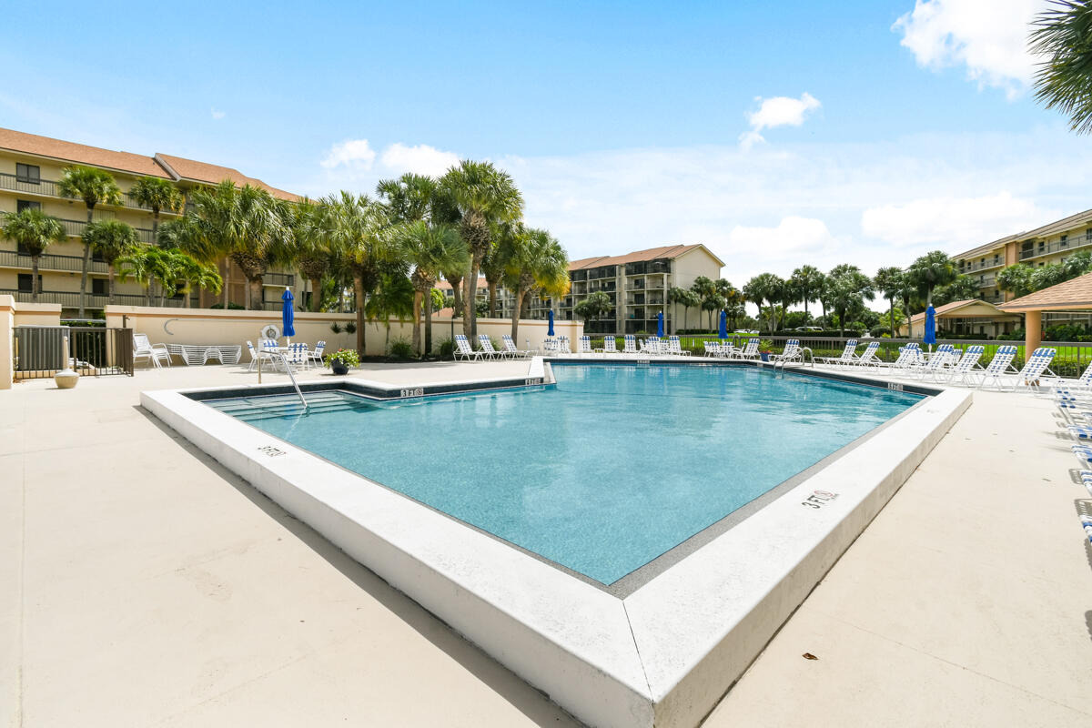 Marina Isle Way, Jupiter, FL 33477