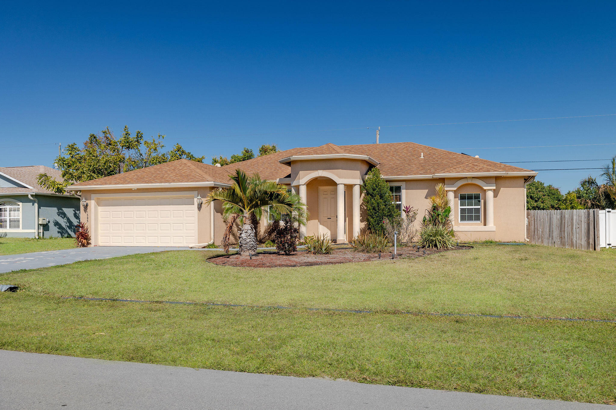 Merchant Ln, Port Saint Lucie, FL 34953