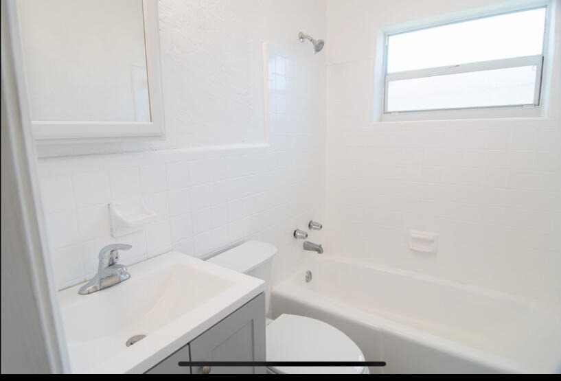 19th Ter, Fort Lauderdale, FL 33311