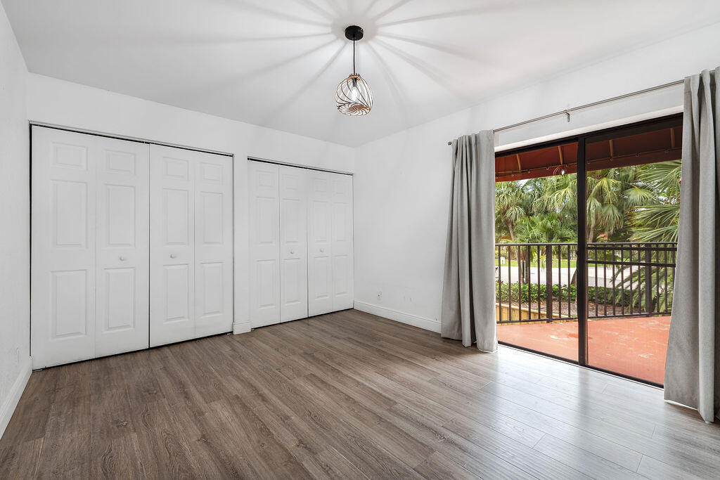 Severn Dr, Boca Raton, FL 33433