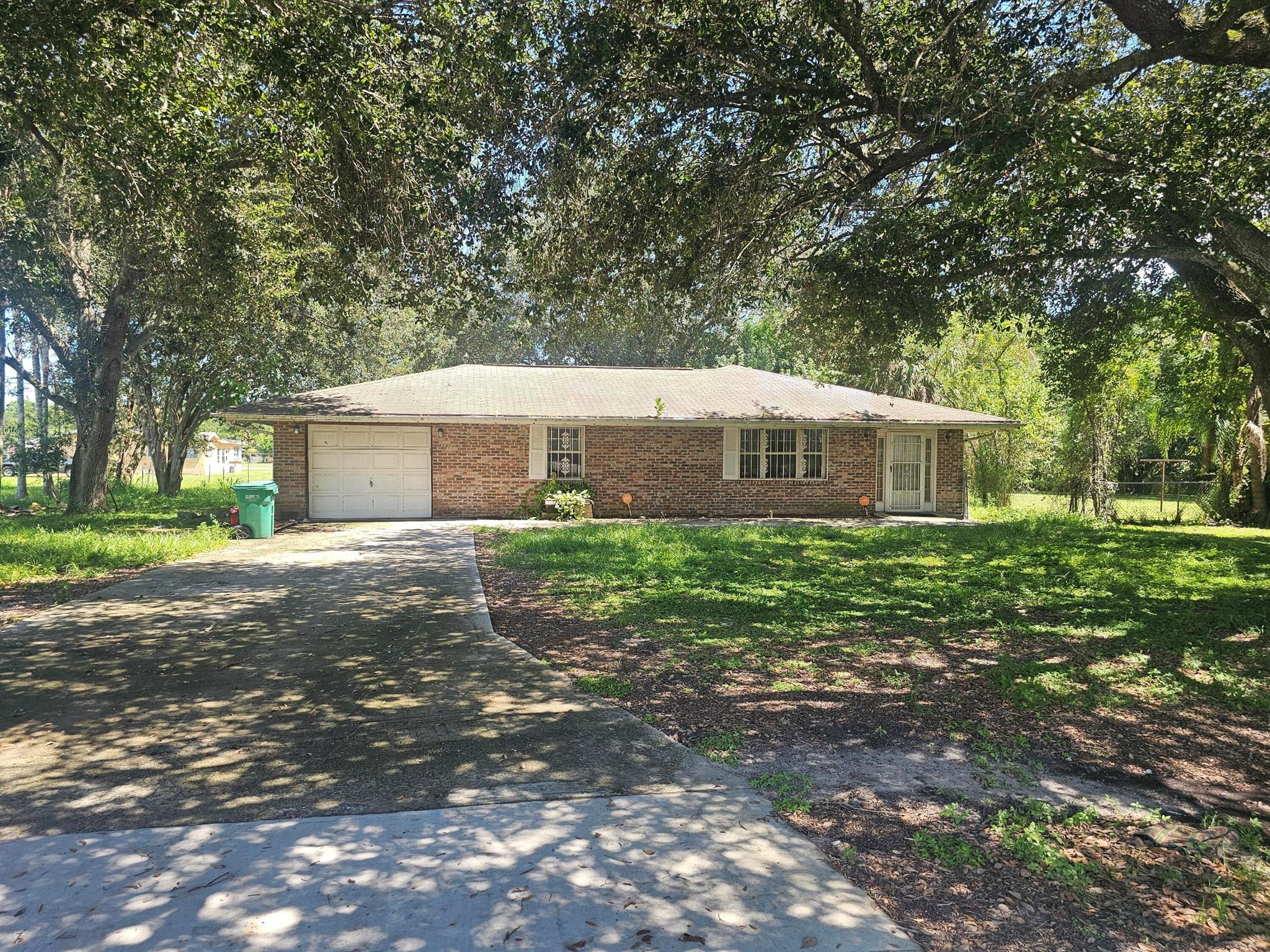42nd St, Fort Pierce, FL 34946