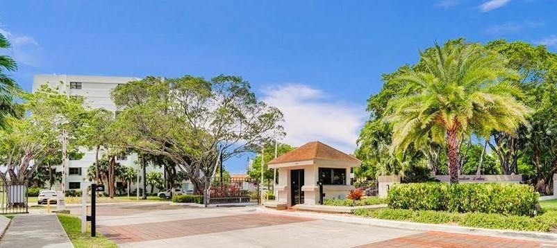 Military Trl, Deerfield Beach, FL 33442 #1