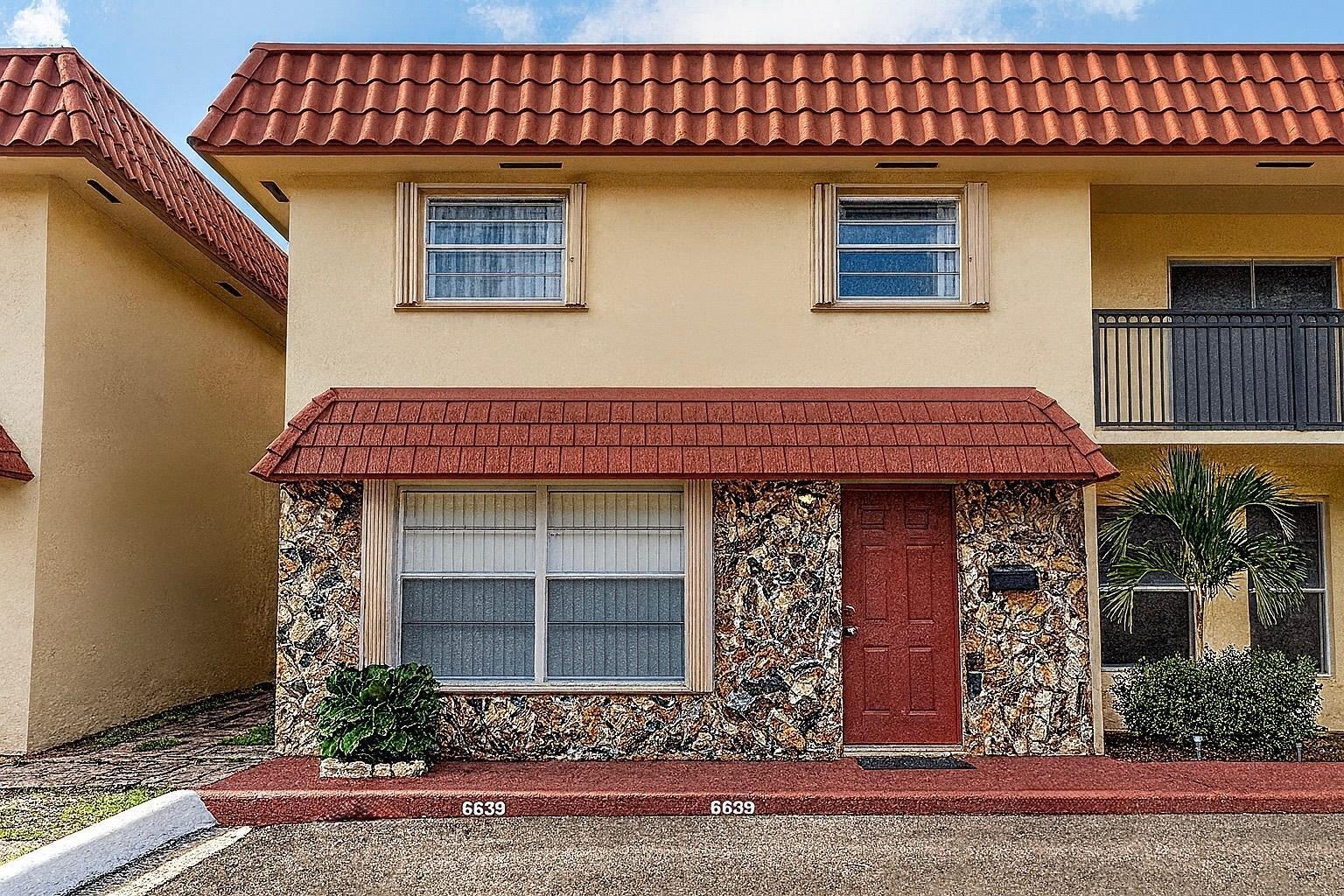 41st Pl, Davie, FL 33314