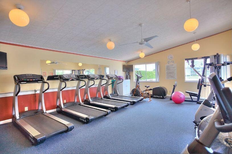 Garden Dr, Lake Worth, FL 33461